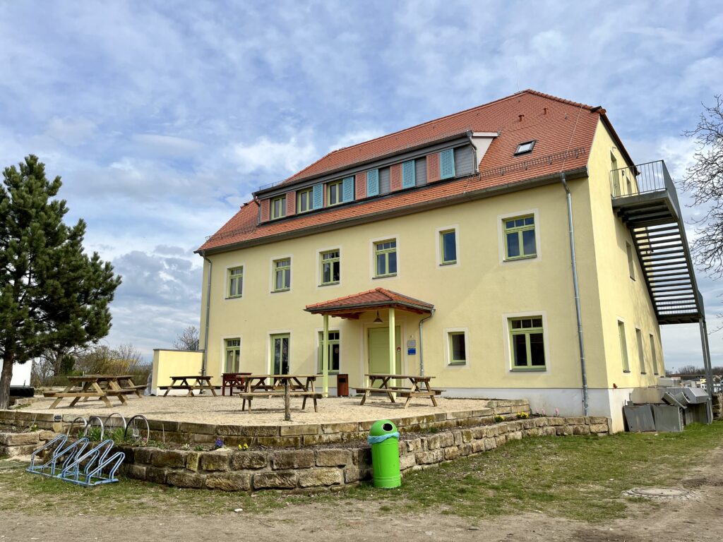 Kinderbauernhaus des Kinder- und Jugendbauernhofes Nickern e.V. in Dresden