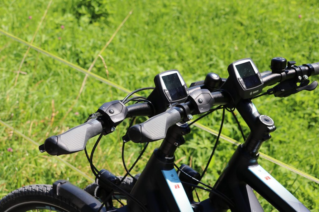 Fahrradlenker mit GPS-Tracker