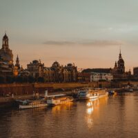 Dresdens Silhouette bei Sonnenuntergang